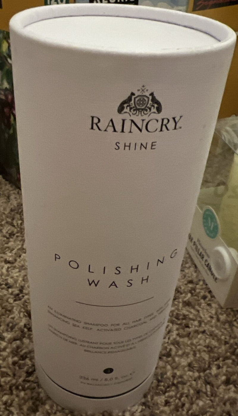 Raincry Polishing Wash